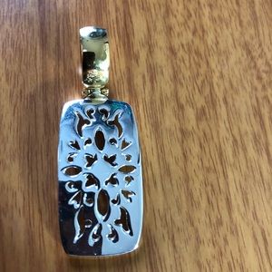 Premier Designs “Chic” enhancer/pendant